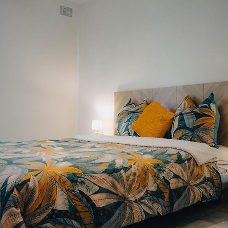 نيم Superbe Appartement 32M2 Quartier Calme 800M Des Arenes المظهر الخارجي الصورة